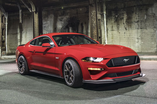 Top 10 mẫu xe đáng mua nhất năm 2019:Ford Mustang GT Performance Pack 2 Top 10 mẫu xe đáng mua nhất năm 2019:Ford Mustang GT Performance Pack 2.