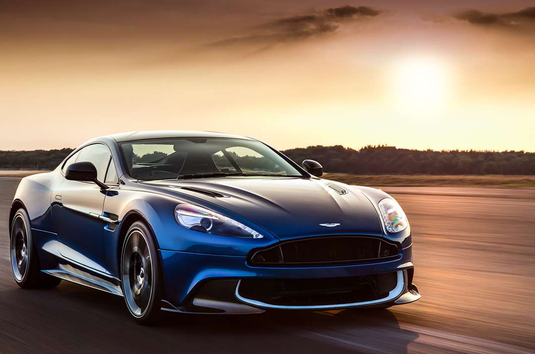 10 mẫu xe GT đáng sở hữu nhất năm 2019: Aston Martin Vanquish S.