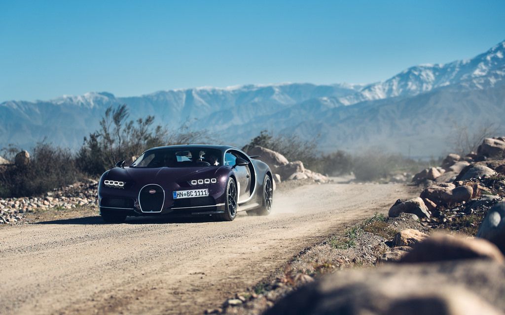 Ngắm mẫu Bugatti Chiron màu tím, biển tứ quý "kịch độc" của đại gia Chile 89 Ngắm mẫu Bugatti Chiron màu tím, biển tứ quý "kịch độc" của đại gia Chile a89