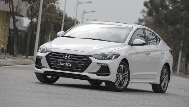 Đánh giá xe Hyundai Elantra Sport 2018 phiên bản Đông Nam Á về giá bán và trang bị - Hình 1.
