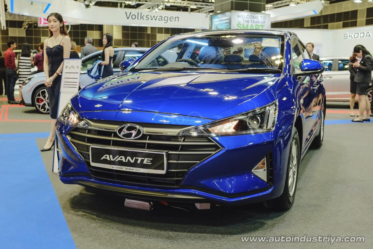 Hyundai Elantra 2019 ra mắt với ngoại hình cải cách