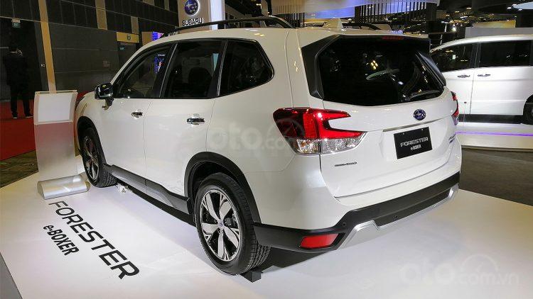 Subaru Forester e-Boxer 2019không thay đổi nhiều về mặt ngoại hình