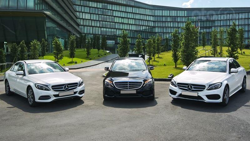 Mercedes-Benz C-Class phiên bản 2019 bán ra tại Việt Nam...