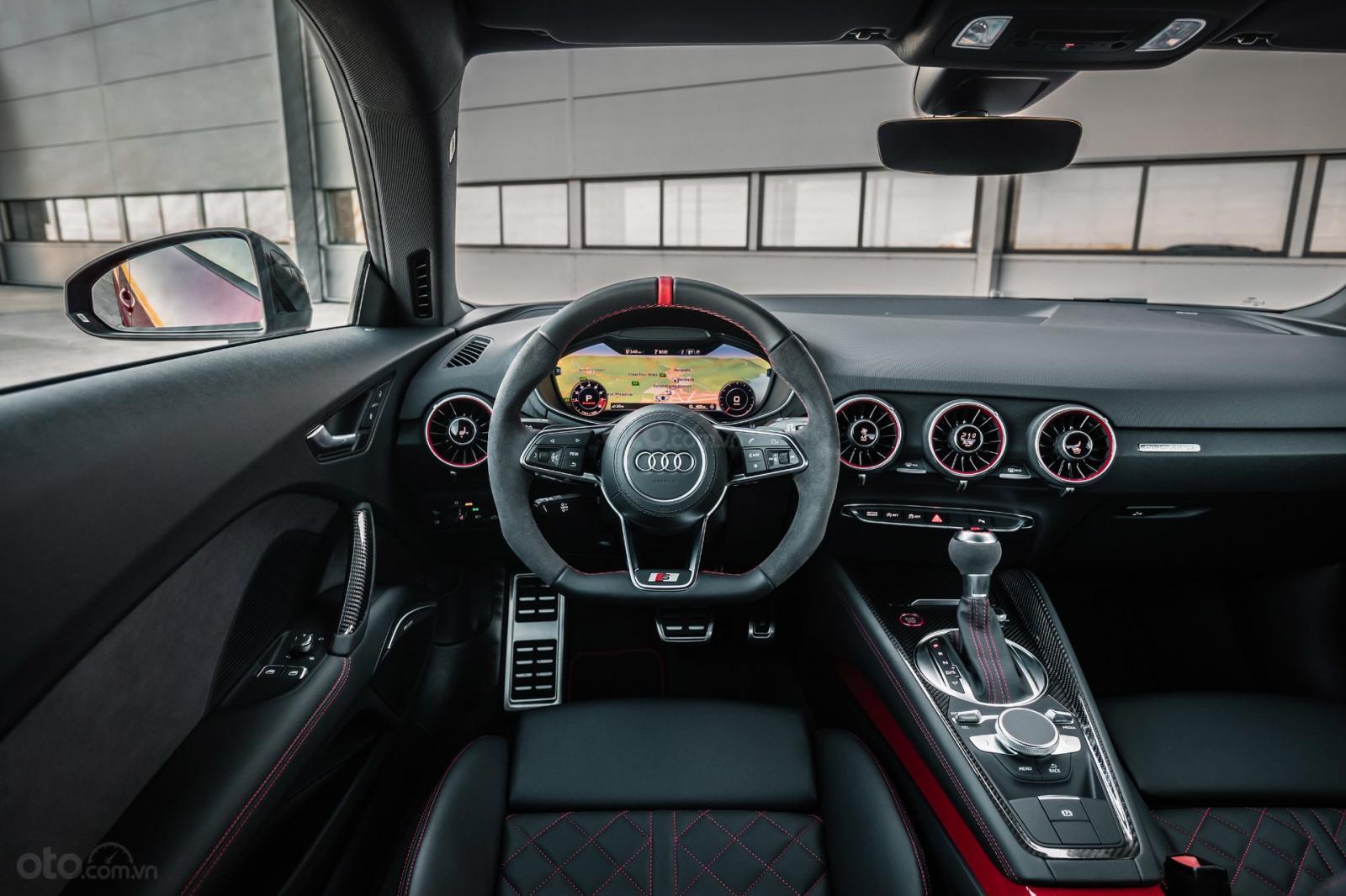 Audi TTS Competition 2020 thay đổi để đạt quy chuẩn mới