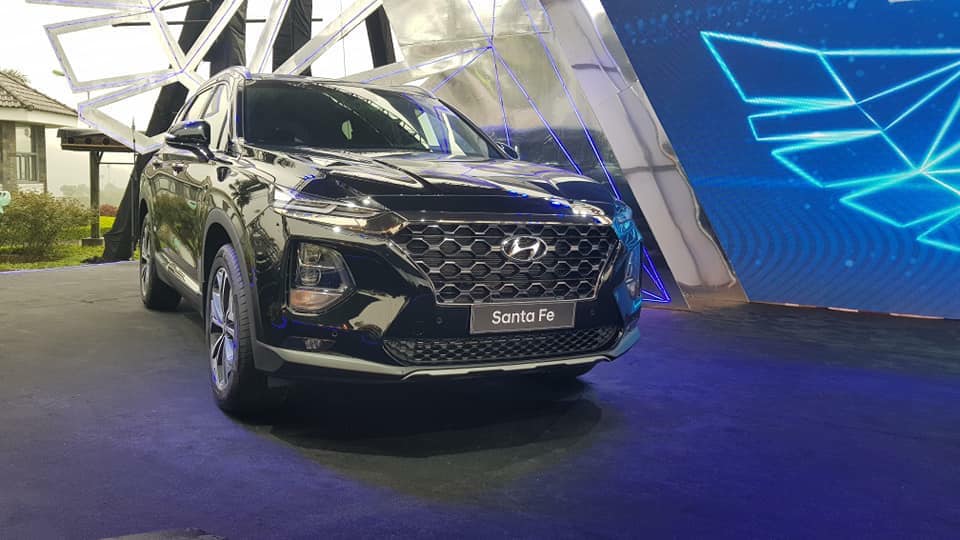 Vừa ra mắt, Hyundai Santa Fe 2019 đã có tới hơn 3000 đơn đặt hàng.