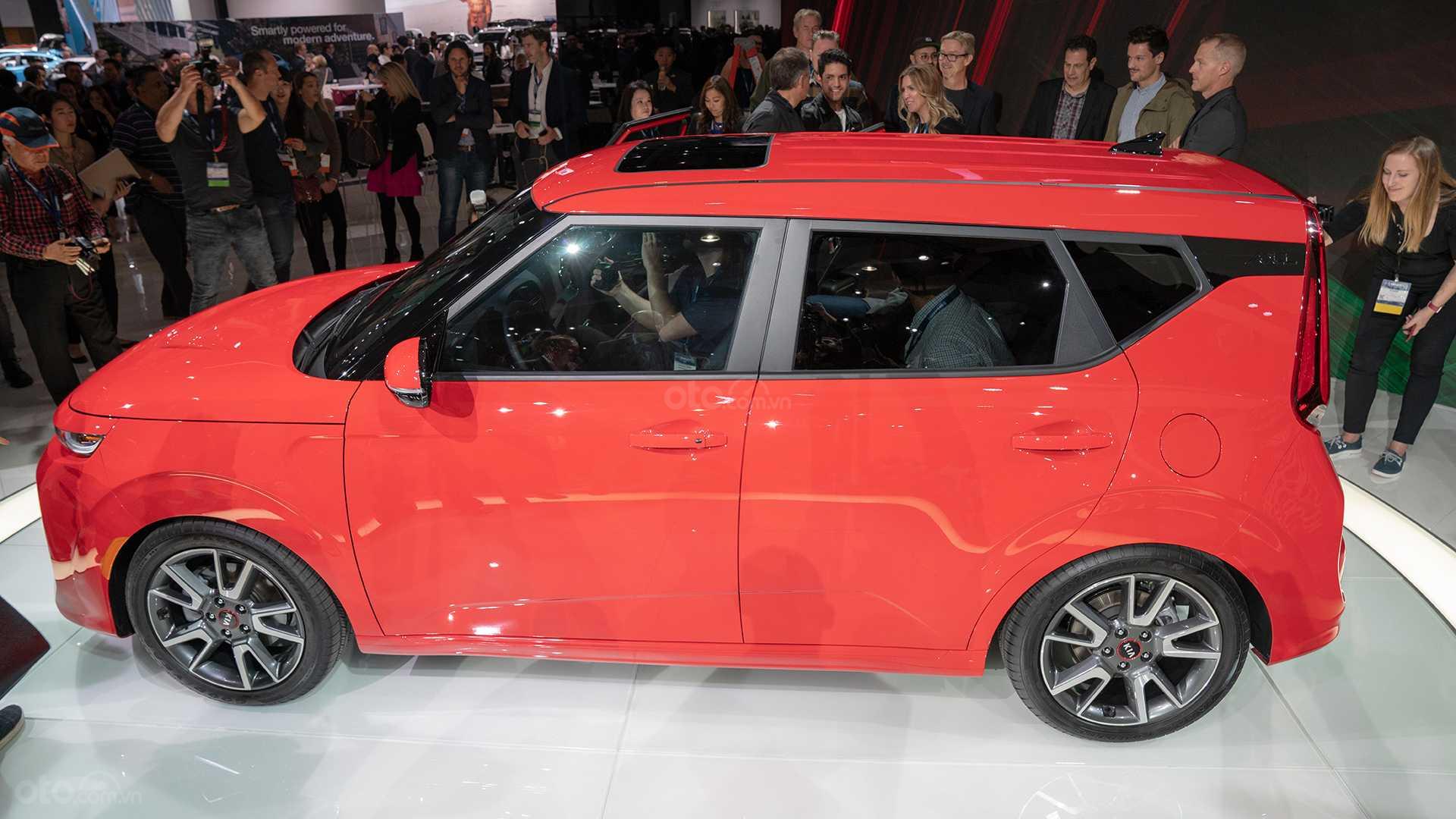 Thân xe Kia Soul 2020 mới