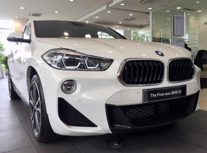 Ngoại thất xe BMW X2 2021 mới.