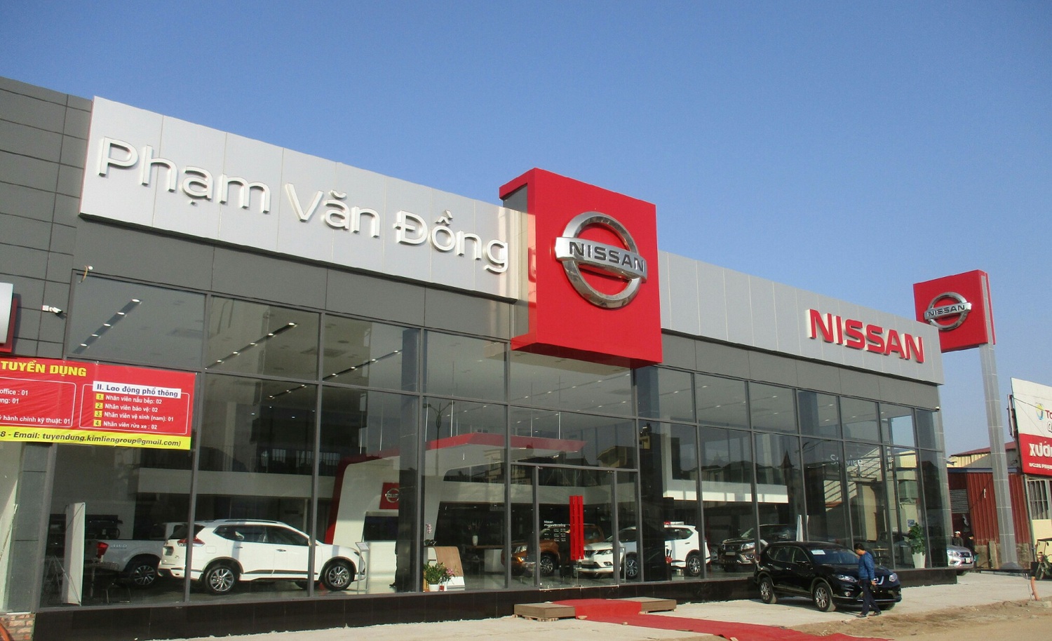 Nissan Phạm Văn Đồng (1)