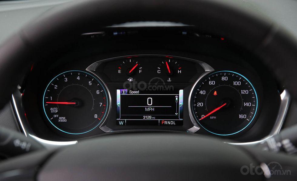 Đánh giá xe Chevrolet Traverse 2019 đồng hồ lái