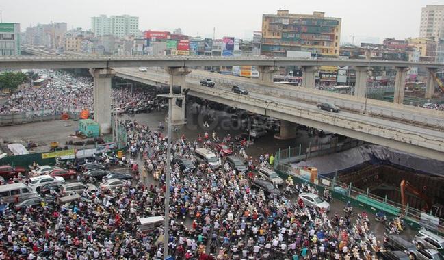 Hình ảnh tắc đường tại Hà Nội...