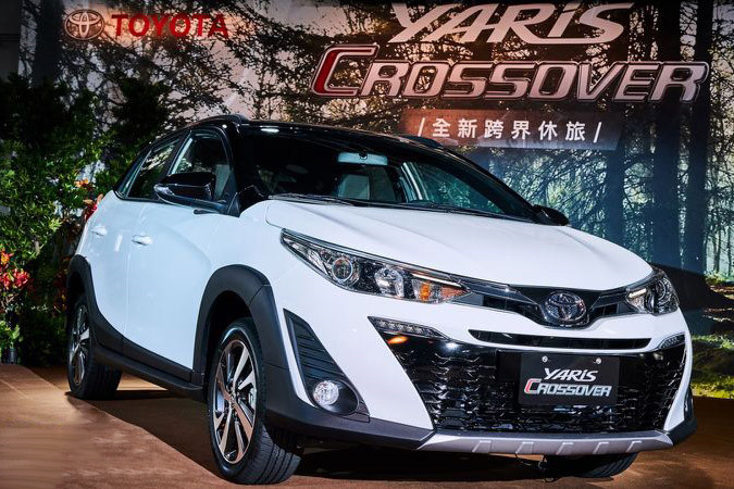 Toyota Yaris Crossover 2019 chính thức ra mắt với giá từ 480 triệu đồng a7