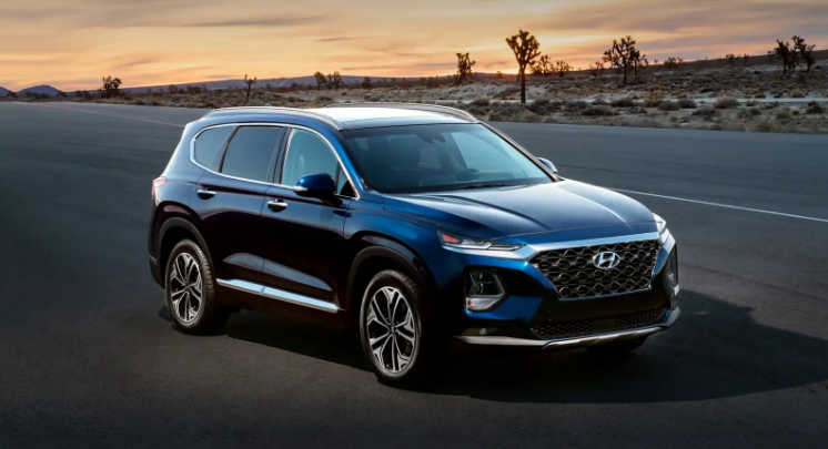ô tô gia đình giá rẻ nên mua trong năm 2019: Hyundai Santa Fe 2019.