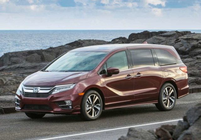 ô tô gia đình giá rẻ nên mua trong năm 2019: Honda Odyssey 2019.