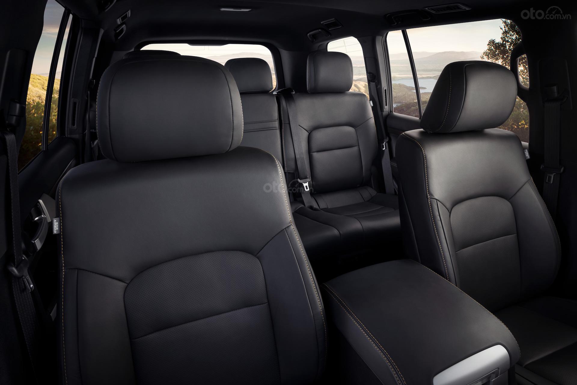 Toyota Land Cruiser 2020 Heritage Edition ghế xe