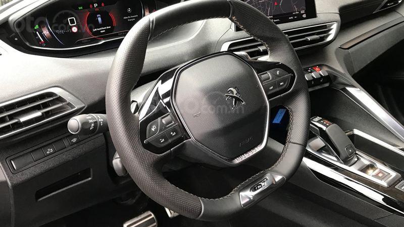 Vô lăng Peugeot 5008 2019...