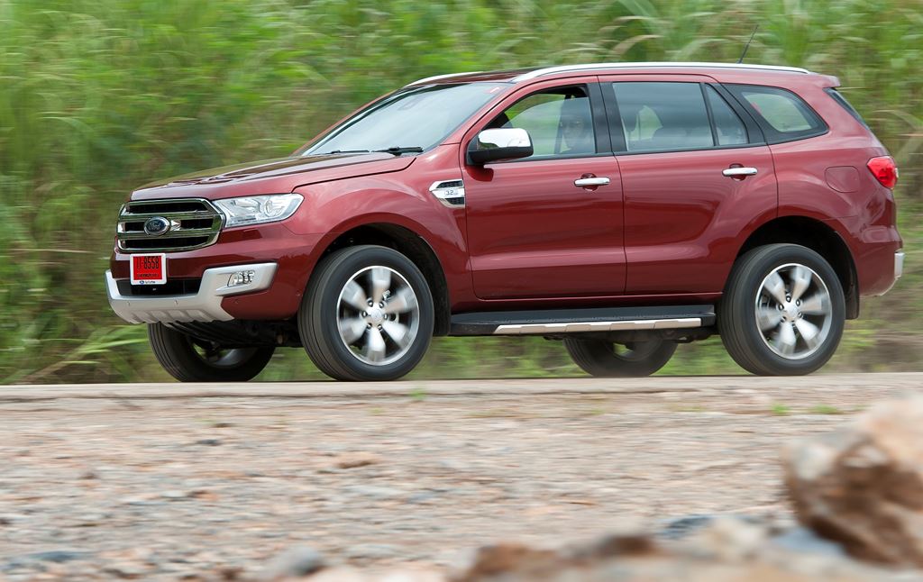 SUV nào giữ giá nhất sau 3 năm sử dụng? 3