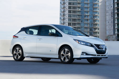 Top 10 mẫu hatchback tốt nhất hiện nay: Nissan Leaf SL 2019 Top 10 mẫu hatchback tốt nhất hiện nay: Nissan Leaf SL 2019.