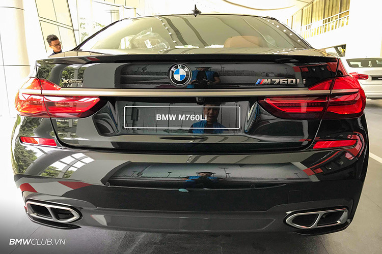 BMW M760Li 2019 chính hãng có giá lăn bánh lên tới hơn 14 tỷ đồng - Ảnh 3.