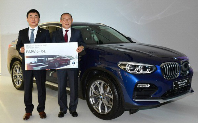 HLV Park Hang-seo được tặng xe BMW X4 