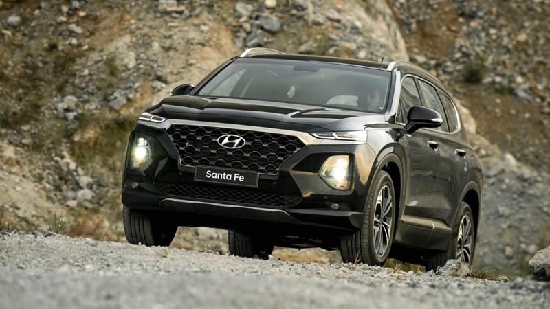 Ảnh chụp trước xe Hyundai Santa Fe 2019