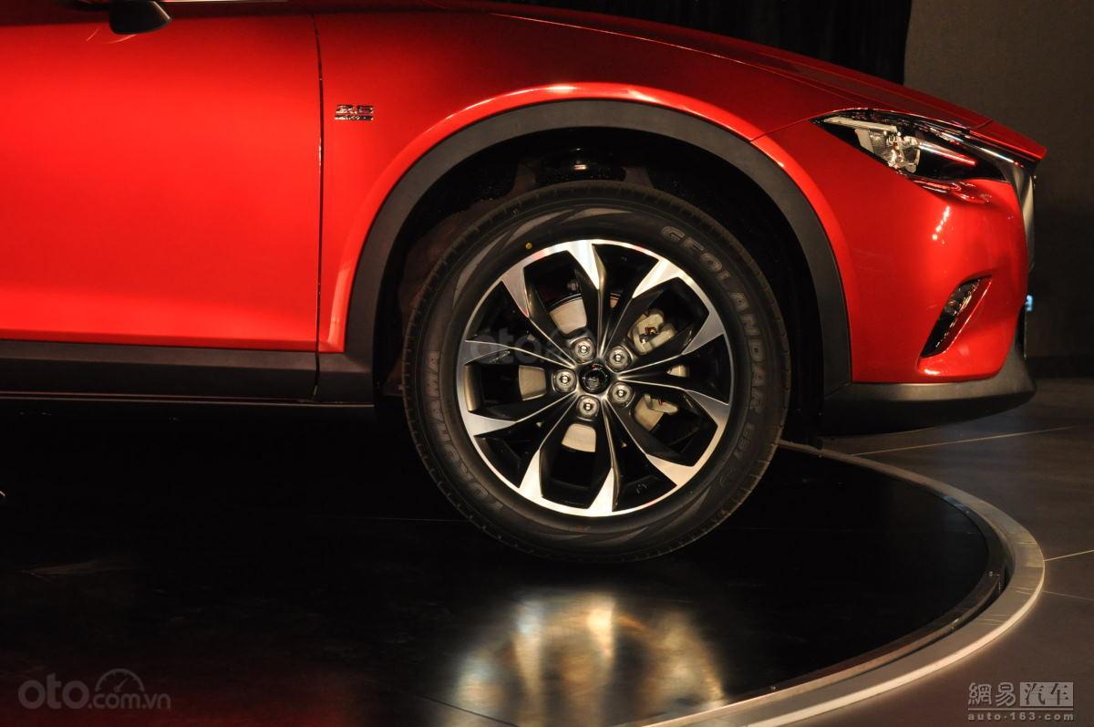 Mazda CX-4 bánh xe