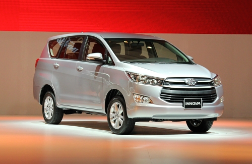 Toyota Innova chịu thua Mitsubishi Xpander