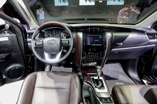 Nhập khẩu khó khăn, Toyota Fortuner sẽ quay lại lắp ráp trong năm 2019 3 Nhập khẩu khó khăn, Toyota Fortuner sẽ quay lại lắp ráp trong năm 2019 a3