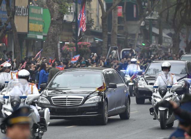 Mercedes-Benz S600 Pullman Guard hộ tống Kim Jong Un về Hà Nội 5
