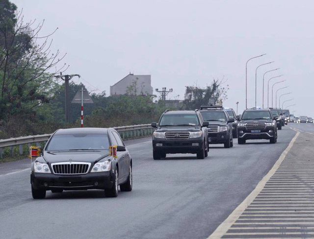 Mercedes-Benz S600 Pullman Guard hộ tống Kim Jong Un về Hà Nội 8