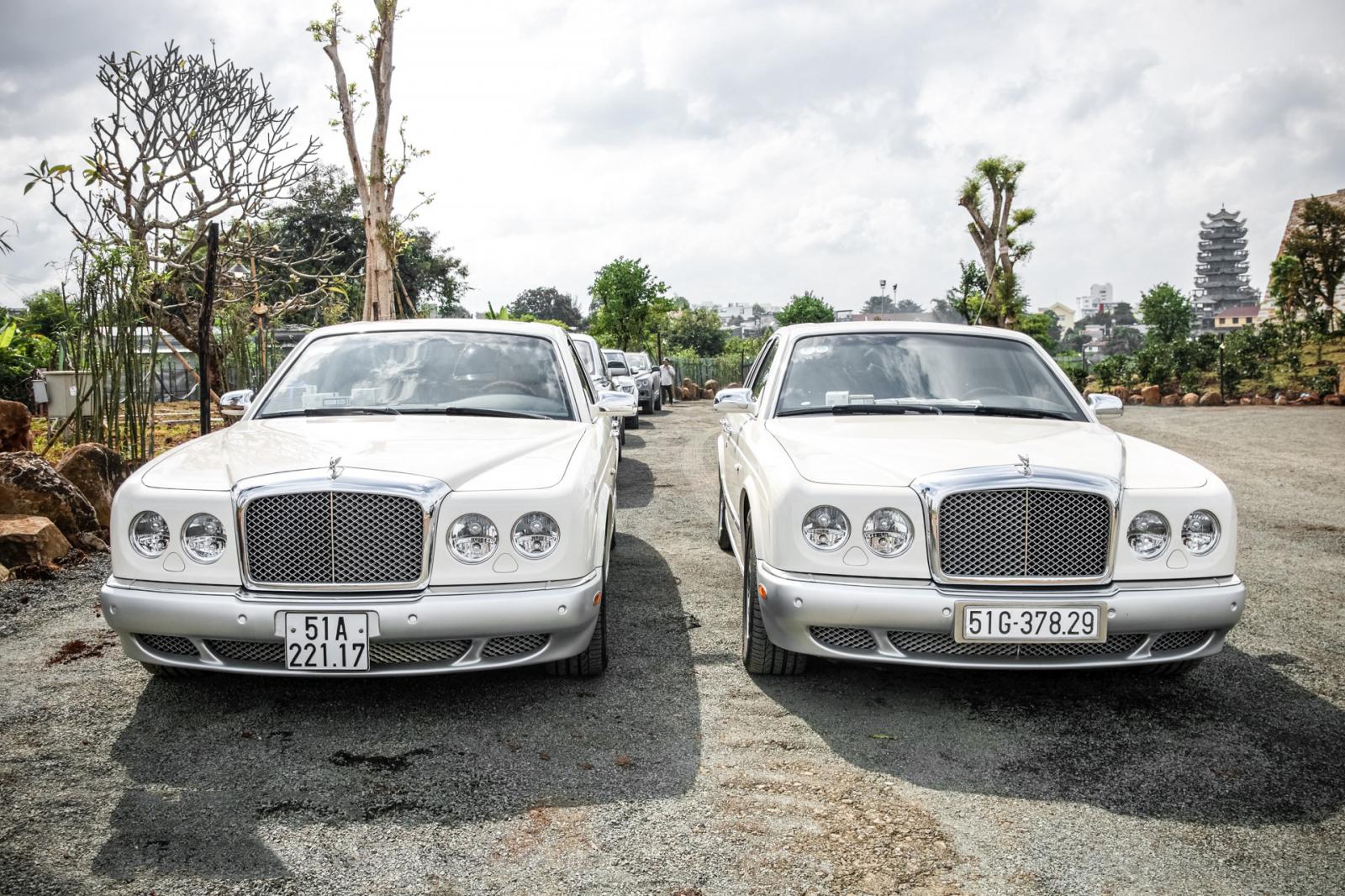 Bỏ qua hơn 100 xe "khủng", đại gia cafe Trung Nguyên chọn Bentley Arnage đời cũ để "đi" ly hôn6aa