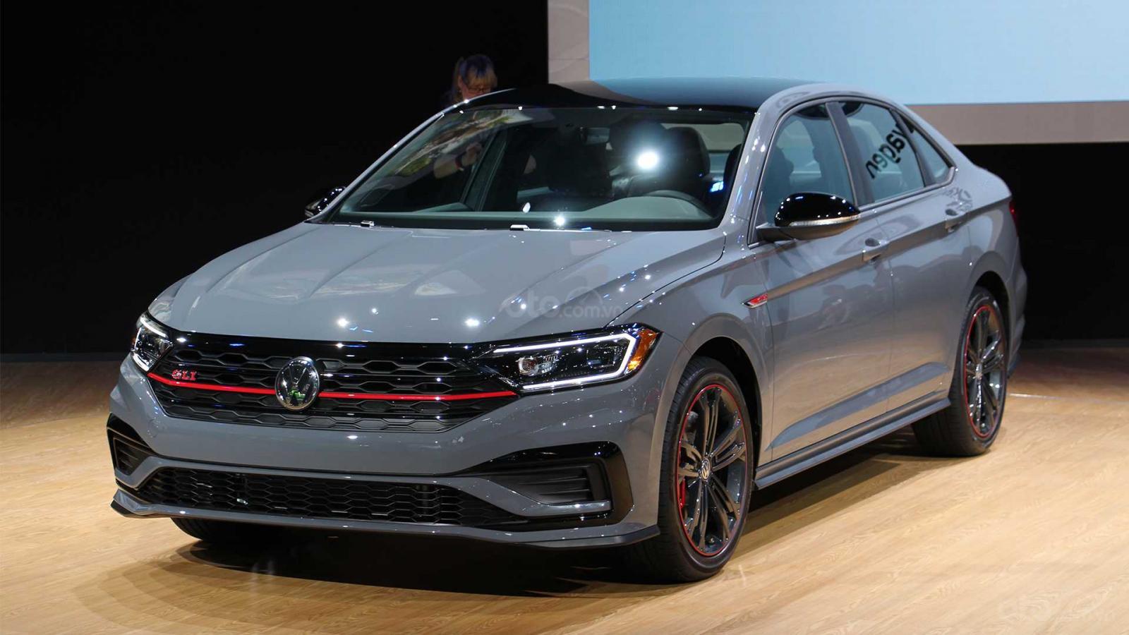 Volkswagen Jetta GLI 2019 bản Mỹ chốt giá 605 triệu đồng
