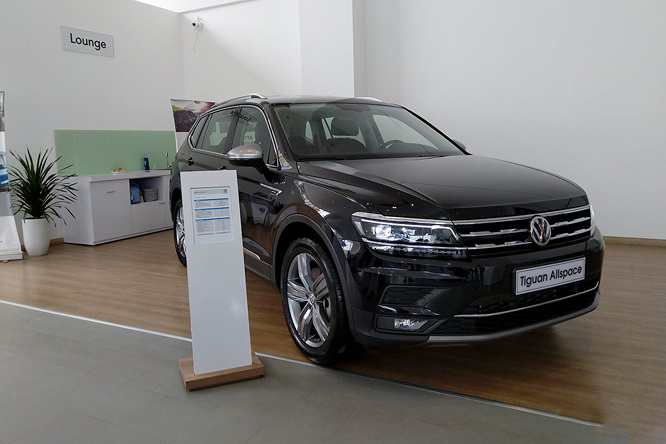Volkswagen Tiguan Allspace 2019 mà thủ môn Đặng Văn Lâm vừa mua tặng bố có gì đặc biệt? a5