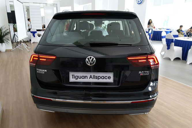 Volkswagen Tiguan Allspace 2019 mà thủ môn Đặng Văn Lâm vừa mua tặng bố có gì đặc biệt? 5 a1