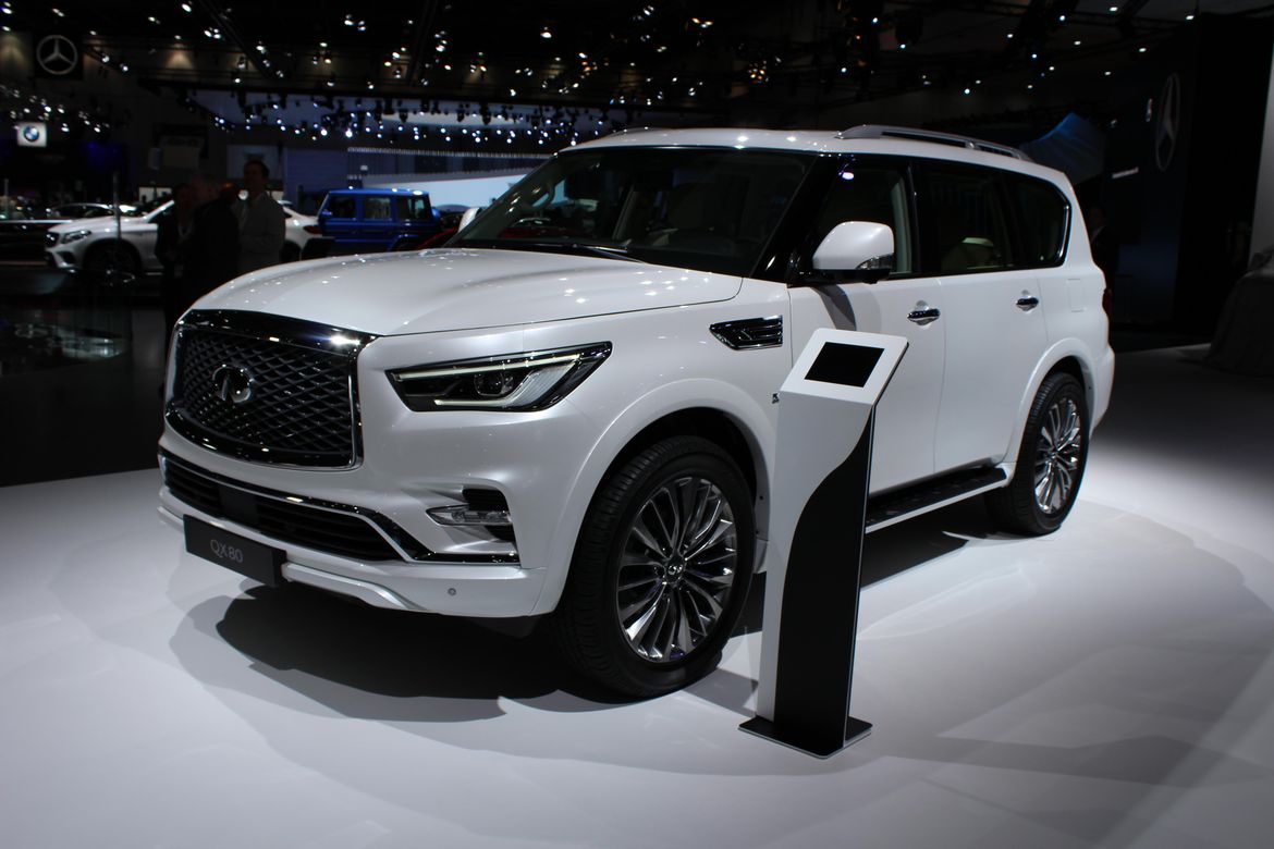 Infiniti QX80 2019 nâng cấp mới chính thức báo giá tại Việt Nam có giá lăn bánh bao nhiêu? Infiniti QX80 2019 nâng cấp mới chính thức báo giá tại Việt Nam có giá lăn bánh bao nhiêu?.