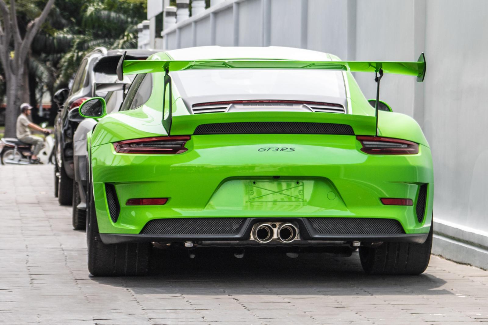 Porsche 911 GT3 RS có màu sơn “hiếm” giá trị hơn 200 triệu đồng xuất hiện tại Việt Nam