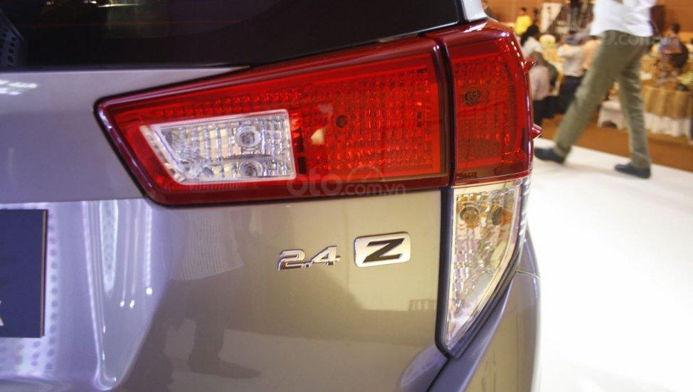 Toyota Innova Crysta G Plus
