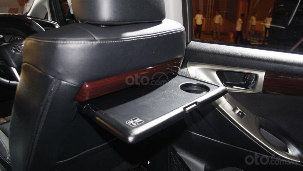 Toyota Innova Crysta G Plus