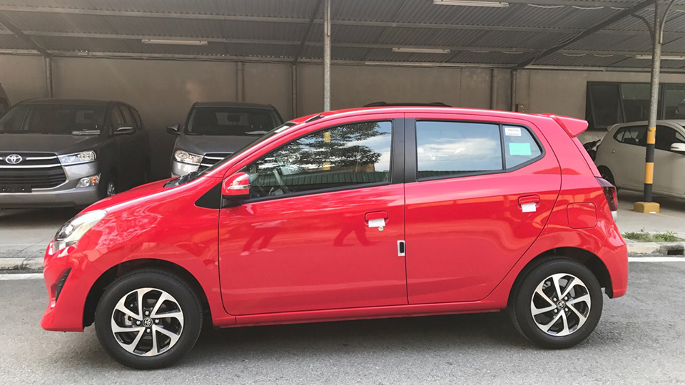 So sánh xe Hyundai Accent 2019 và Toyota Wigo 2019 về thiết kế 11