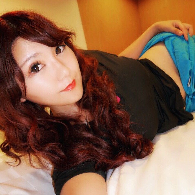 Ngất ngây ngắm nữ tài xế nóng bỏng nhất Nhật Bản - Ảnh 10.