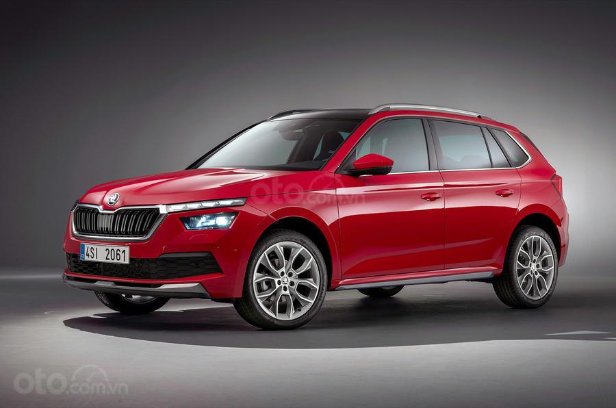 Skoda Kamiq màu đỏ