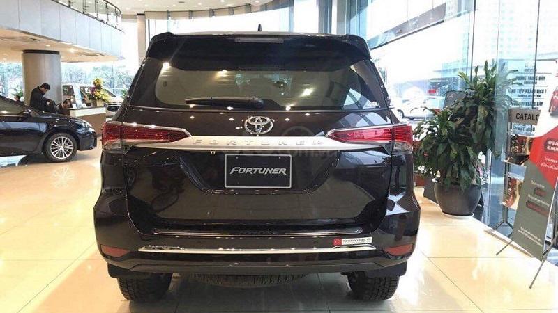 So sanh Toyota Fortuner 2019 va Mitsubishi Pajero Sport 2019