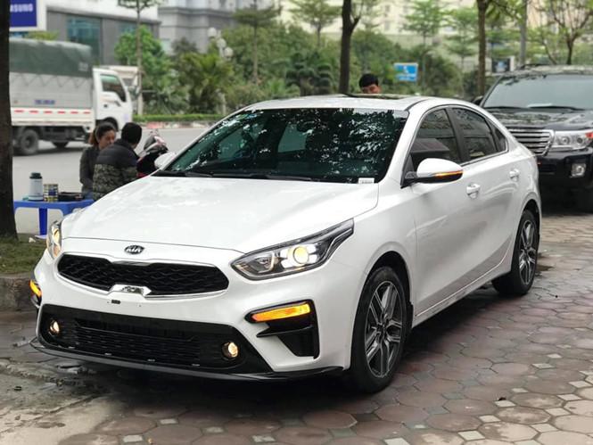 Kia Cerato 2019 cũ được rao bán cao hơn giá niêm yết xe mới tại Việt Nam 2 Kia Cerato 2019 cũ được rao bán cao hơn giá niêm yết xe mới tại Việt Nam a2