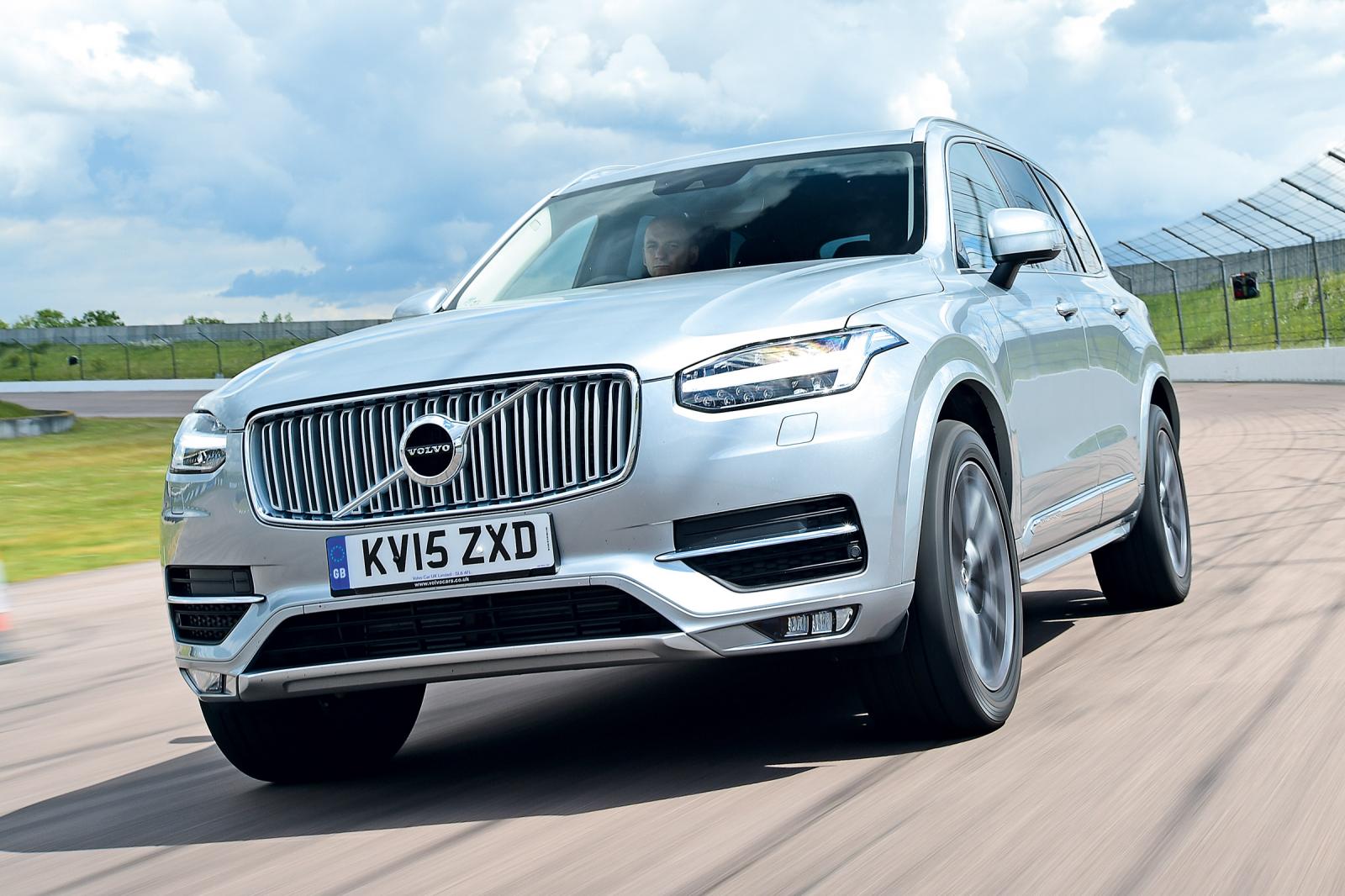 Volvo giới hạn tốc độ ở 180 km/h a2.