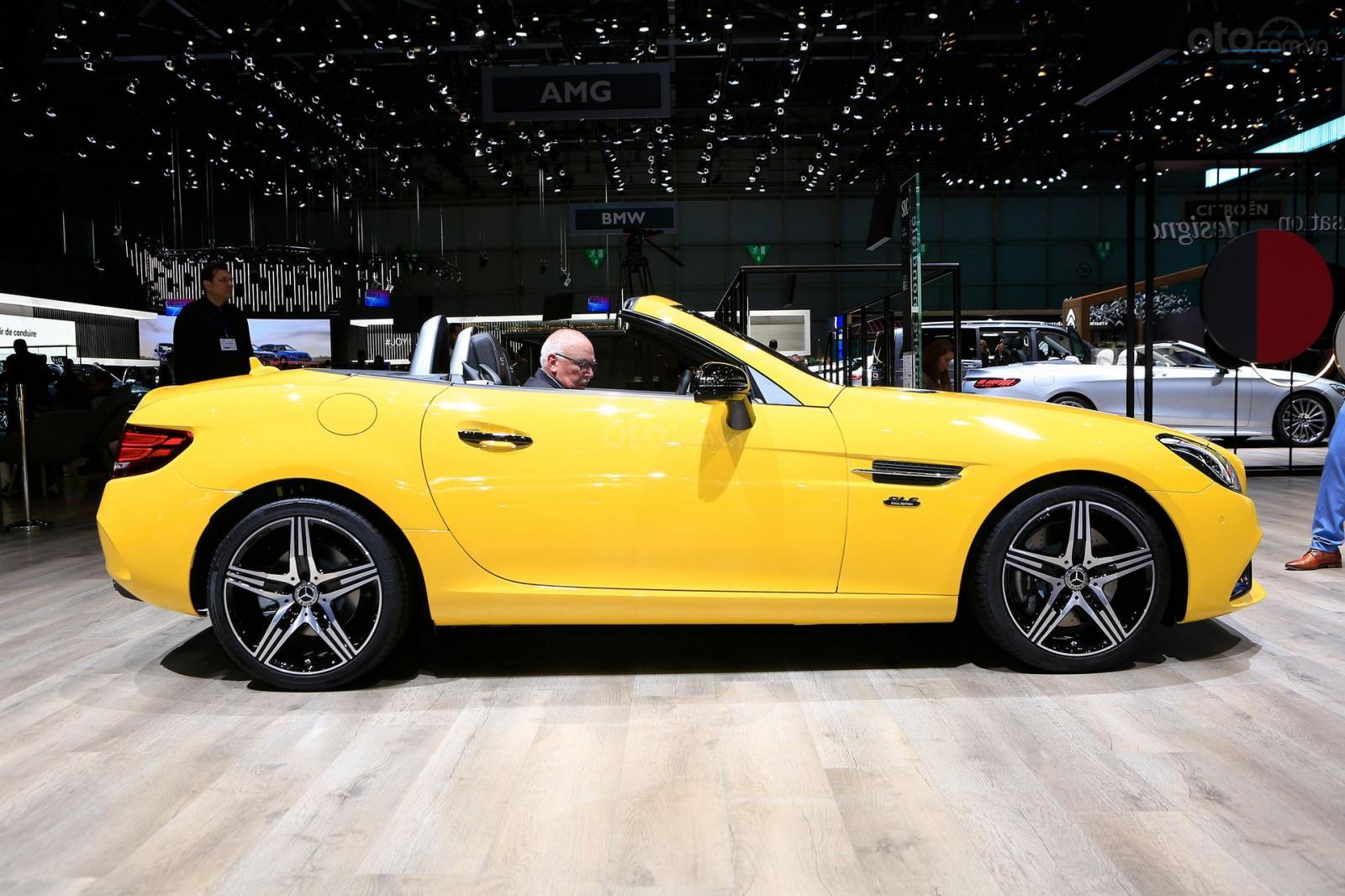[Geneva 2019] Mercedes-Benz SLC chia tay người dùng