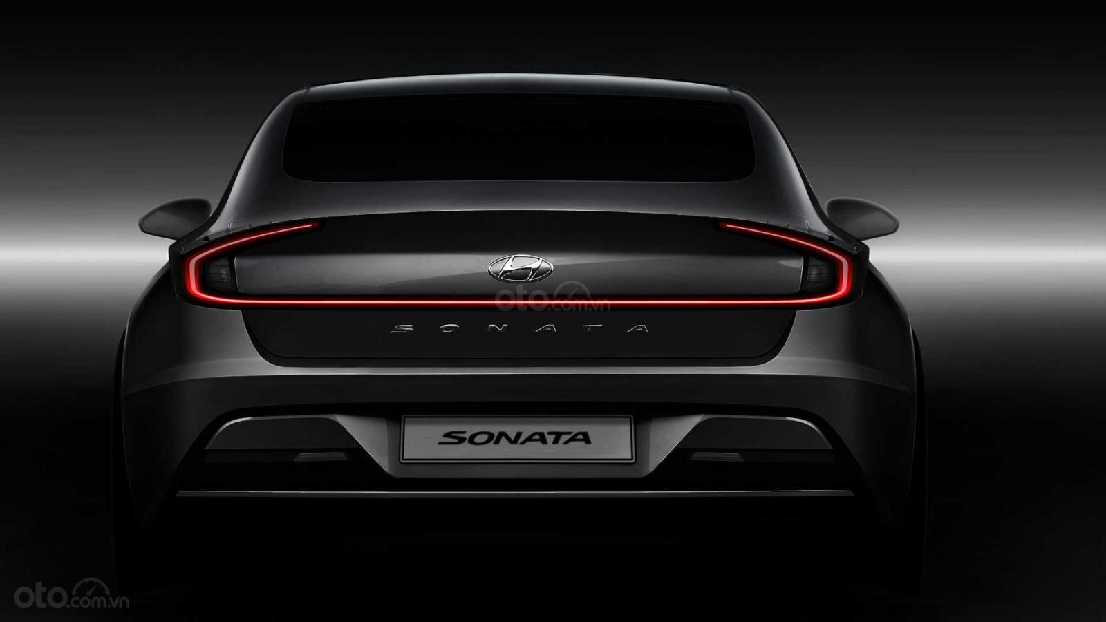 Ảnh đuôi xe Hyundai Sonata 2020 