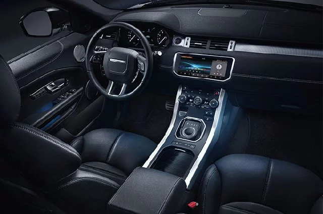 Range Rover Evoque tặng thêm 200 triệu đồng cho chị em nào sở hữu xe trong tháng 3/20193aa