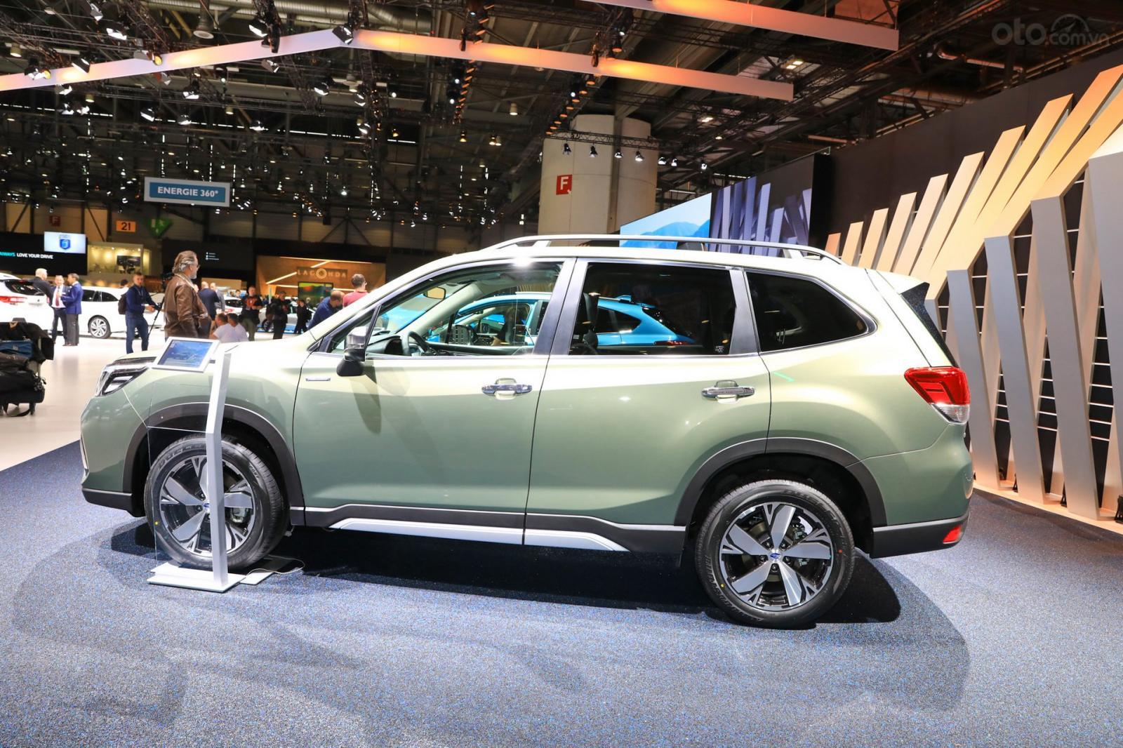 [Geneva 2019] Subaru Forester eBoxer cải thiện không gian