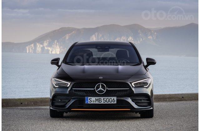 Mercedes-Benz CLA-Class 2019 đầu xe
