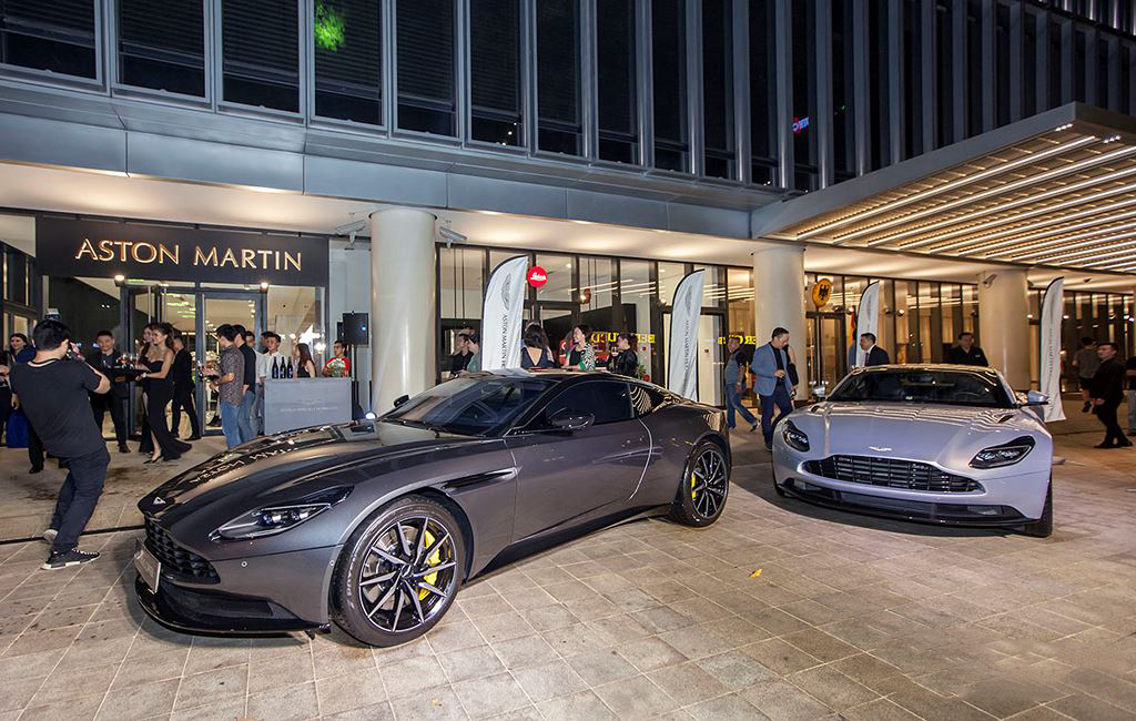 Danh tính 3 đại gia Việt sở hữu siêu xe Aston Martin chính hãng đầu tiên tại Việt Nam