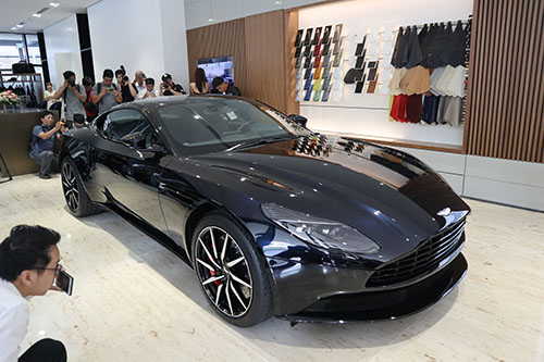 Đại lý chính hãng của Aston Martin tại Việt Nam 